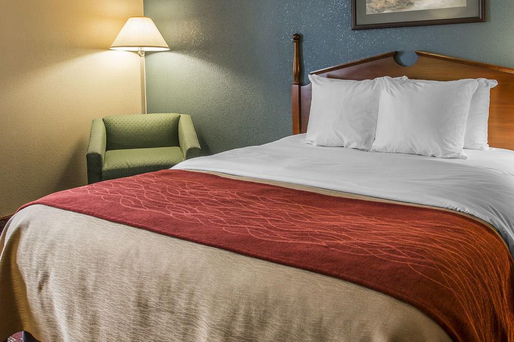 Quality Inn Upper Sandusky Exterior photo