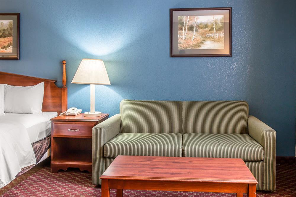 Quality Inn Upper Sandusky Exterior photo