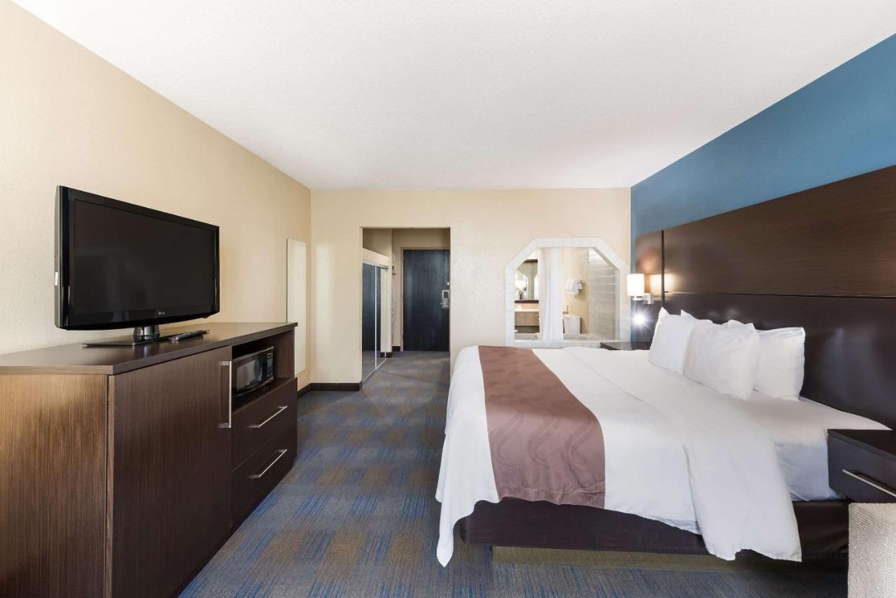 Quality Inn Upper Sandusky Exterior photo