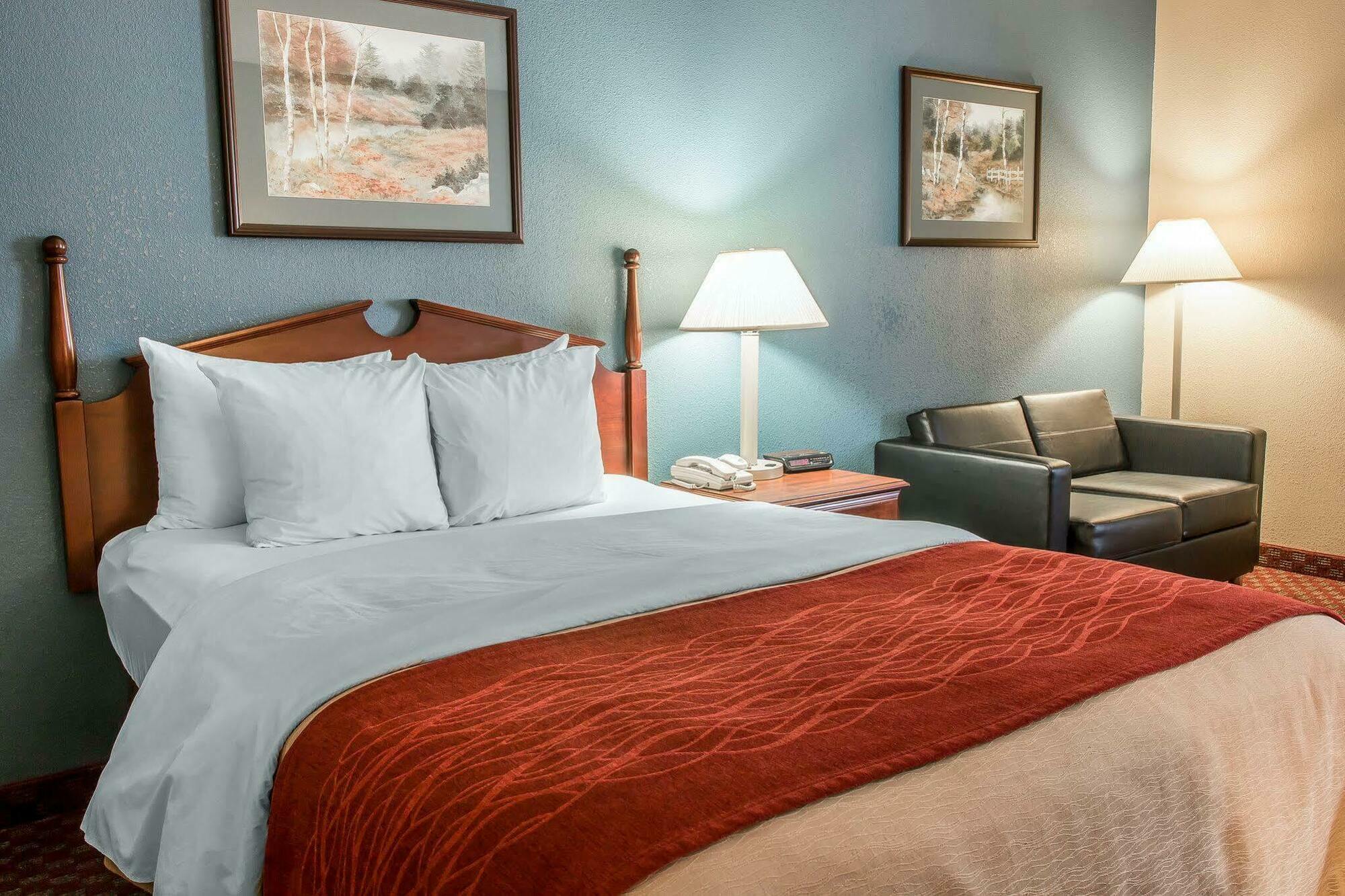 Quality Inn Upper Sandusky Exterior photo
